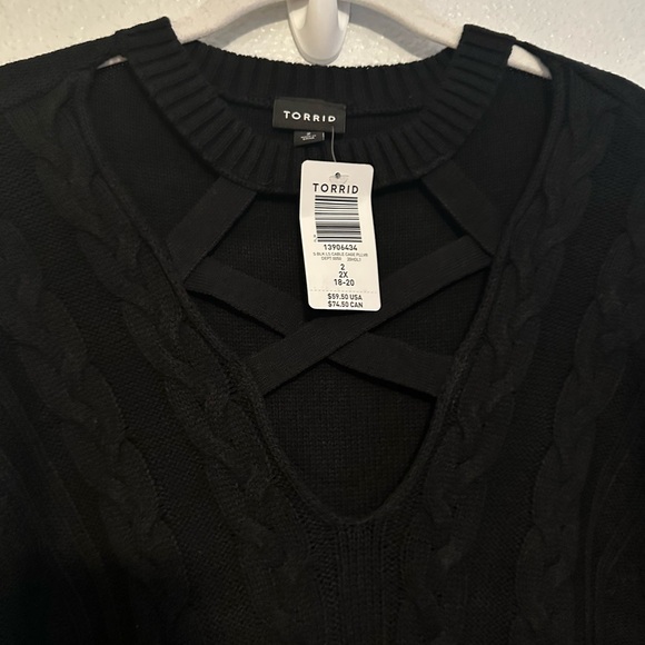 NWT Torrid Black Cable Cage Long Sleeve Pullover Sweater Size 2 (2X) - Picture 2 of 13